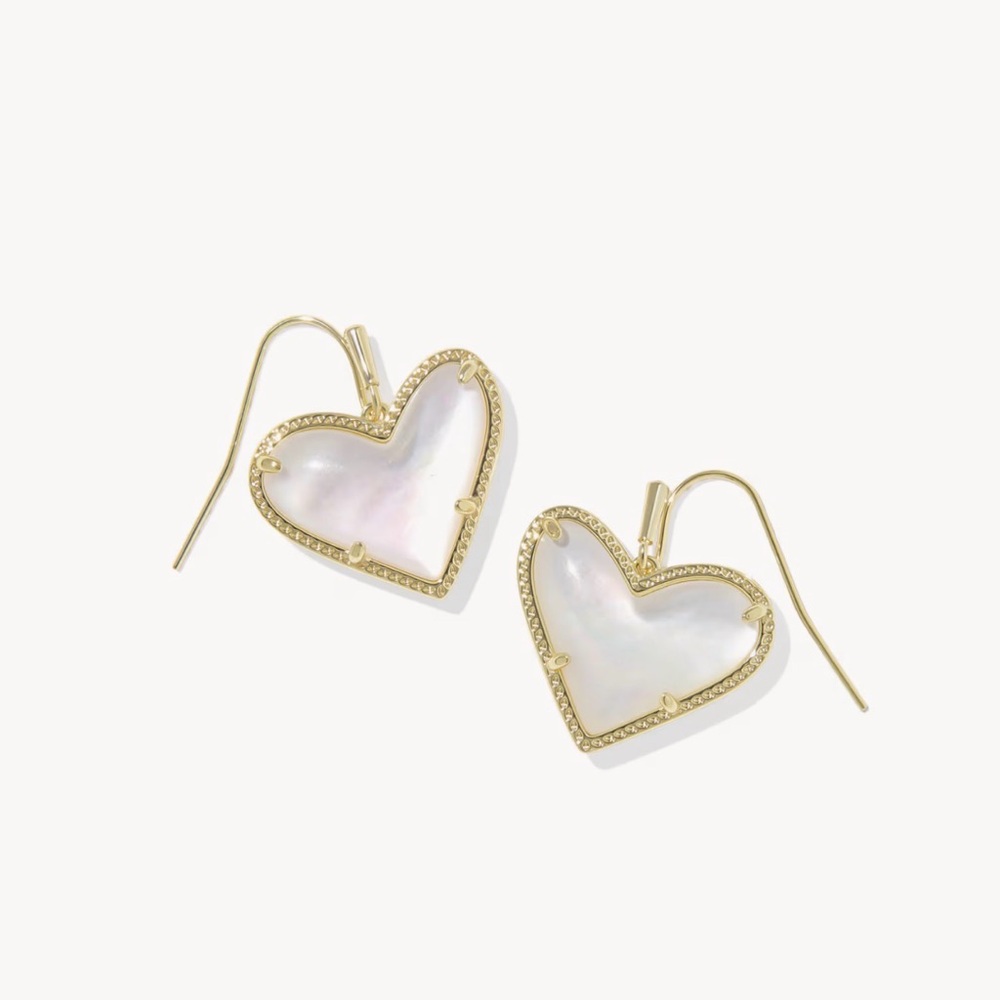 NWT Kendra Scott Ari Heart Statement Earrings